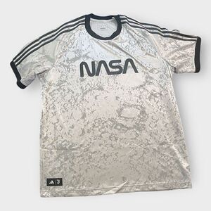 adidas Juventus x NASA Inspired LFSTLR Jersey Mens size Large JE3131 New